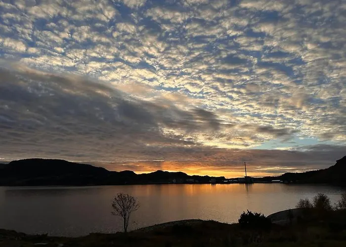 Feriehus Brattøya Sjøstuer